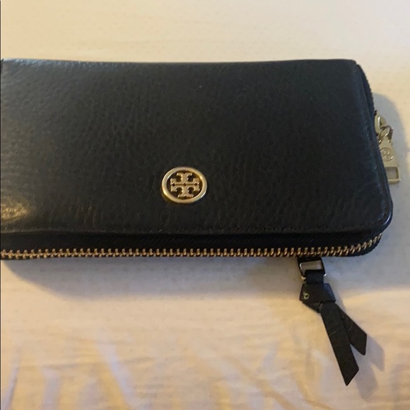 Tory burch wallet use in good condition - Picture 4 of 4